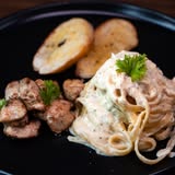 Pork plate with pasta